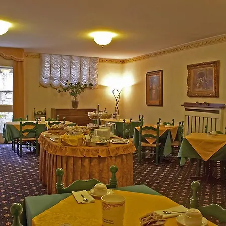 Quattro Strade Hotel Garbagnate Milanese